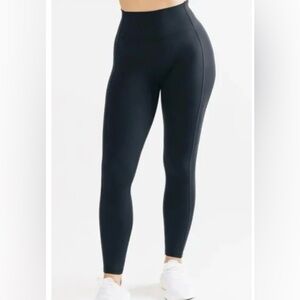 Alphalete  Yoga Jet Black High-Waist Leggings
